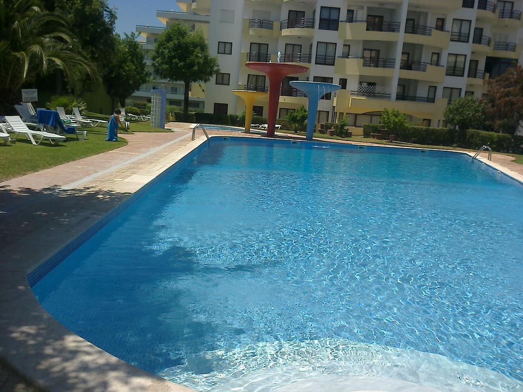 Rocha Praia Mar Beach Front Line Bay Portimão Exterior foto