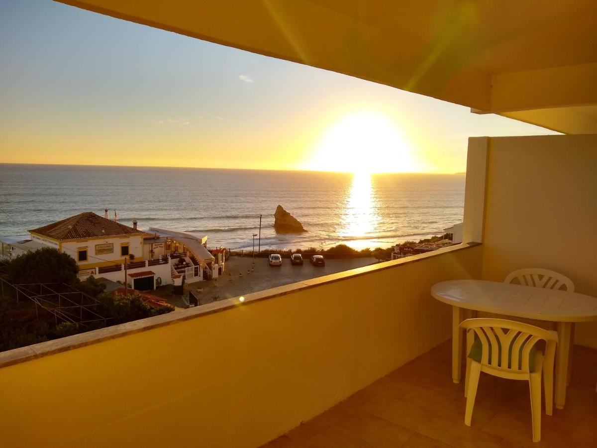 Rocha Praia Mar Beach Front Line Bay Portimão Exterior foto